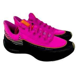 Brand New Nike Zoom Sneakers/Tennis 
Size 11 
Lightweight